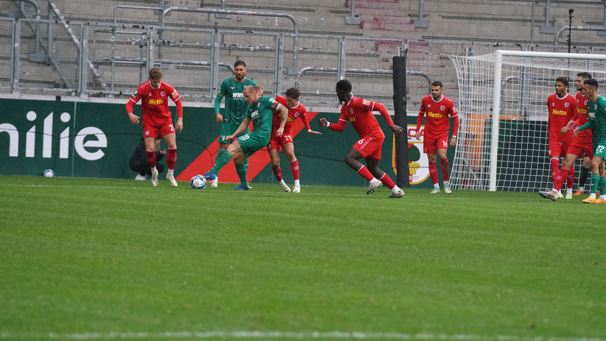 Testspielniederlage 25 gegen FC Augsburg SSV Jahn Regensburg Testspielniederlage 25 gegen FC Augsburg SSV Jahn Regensburg