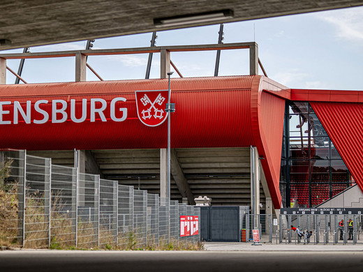 SSV Jahn, Regensburg, Heimspiel, Jahnstadion Regensburg, FC St. Pauli