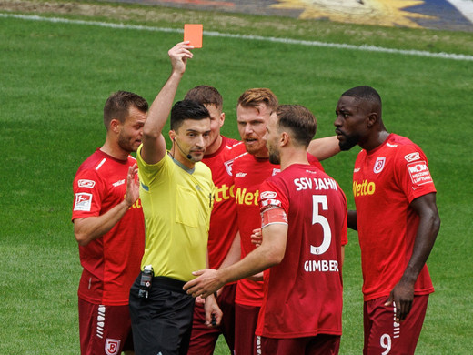 SSV Jahn, Regensburg, Steve Breitkreuz, Sperre